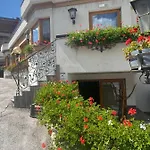 Dolomites Base Camp Olympia מלון 3*