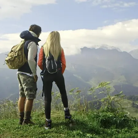 Dolomites Base Camp Olympia アラッバ