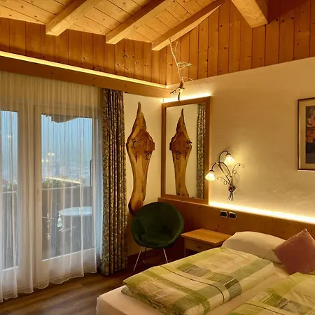 Dolomites Base Camp Olympia מלון אראבה