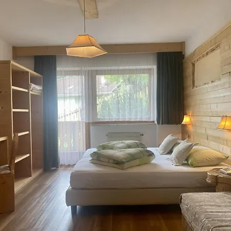 Dolomites Base Camp Olympia 3* אראבה