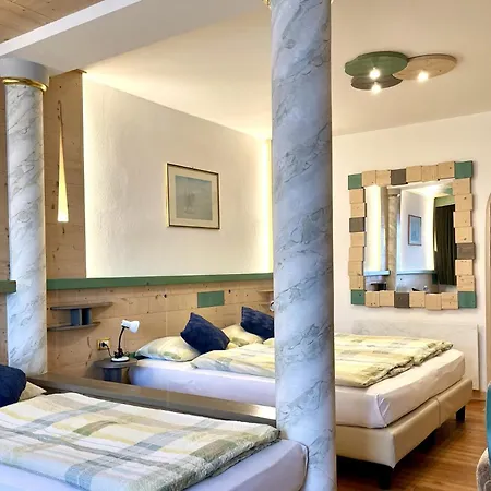 Dolomites Base Camp Olympia 3* Арабба