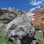Hotel Dolomites Base Camp Olympia 3*