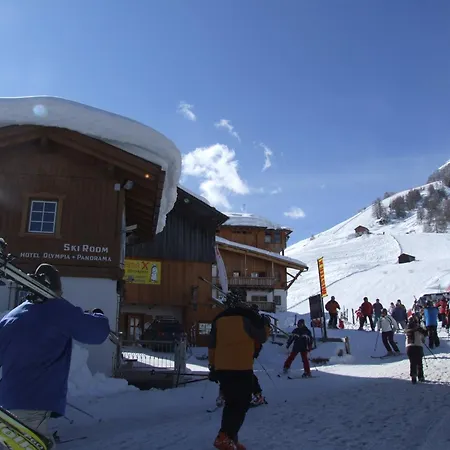 Dolomites Base Camp Olympia Szálloda