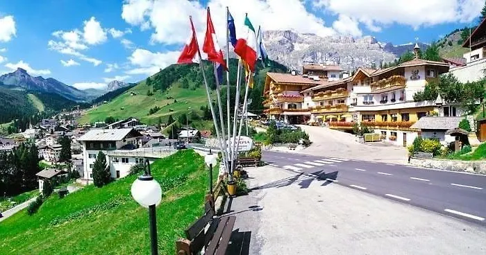 Dolomites Base Camp Olympia Hotel Arabba